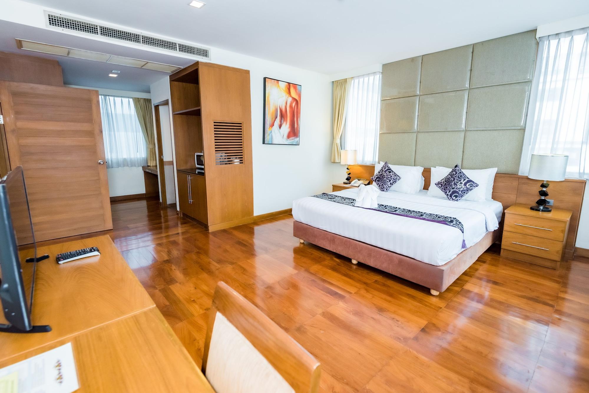Bally Suite Sukhumvit Bangkok Exteriör bild