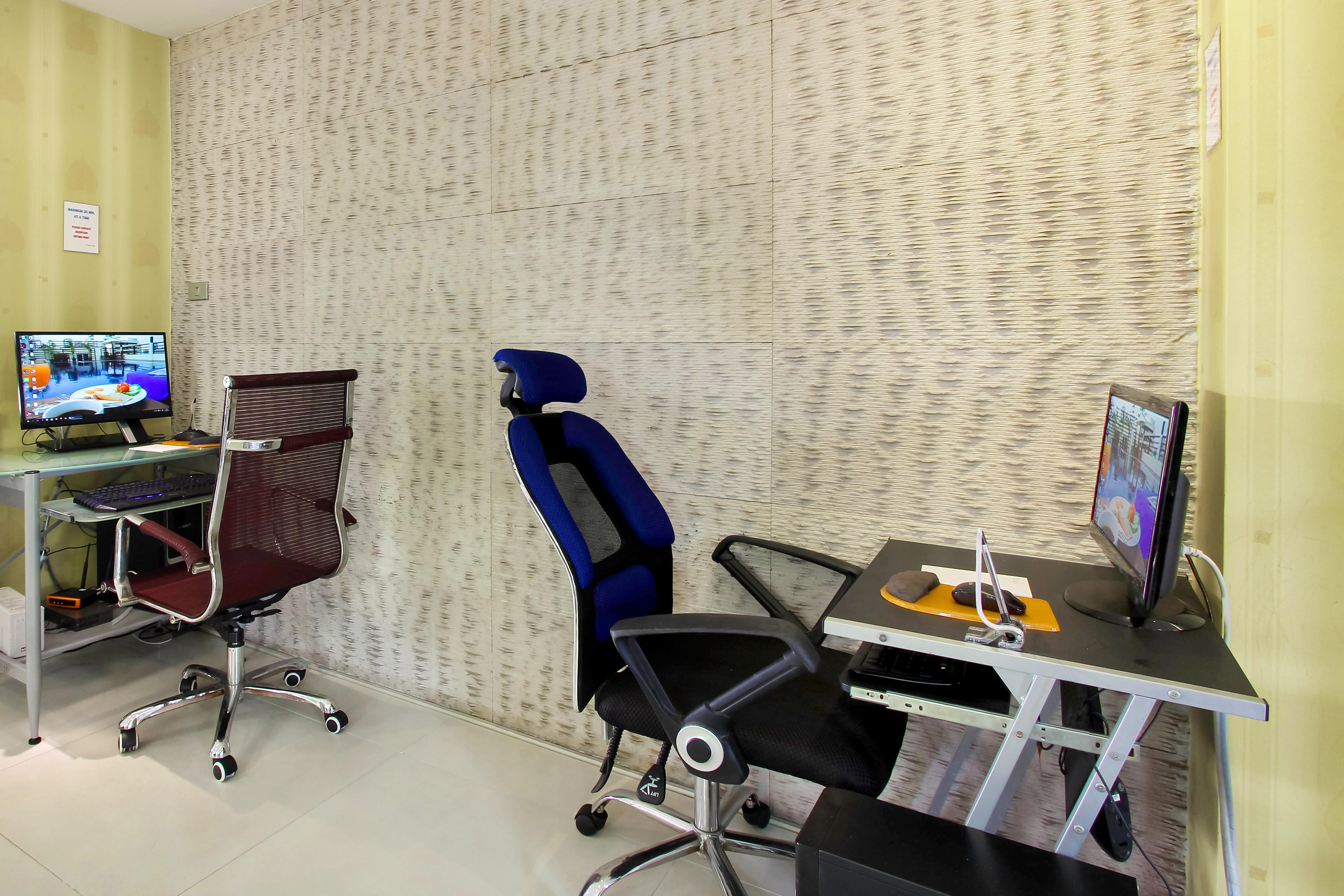 Bally Suite Sukhumvit Bangkok Exteriör bild