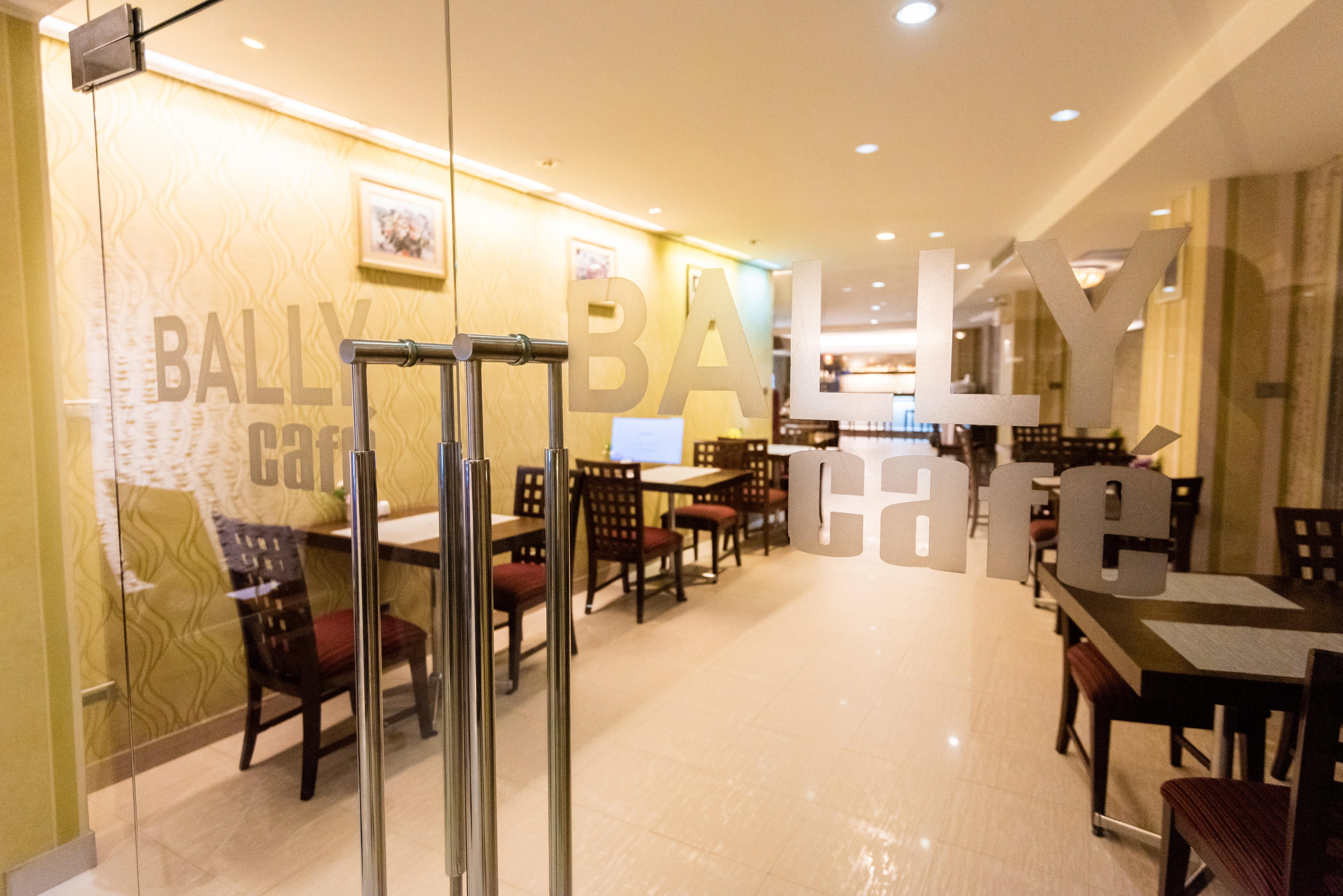 Bally Suite Sukhumvit Bangkok Exteriör bild