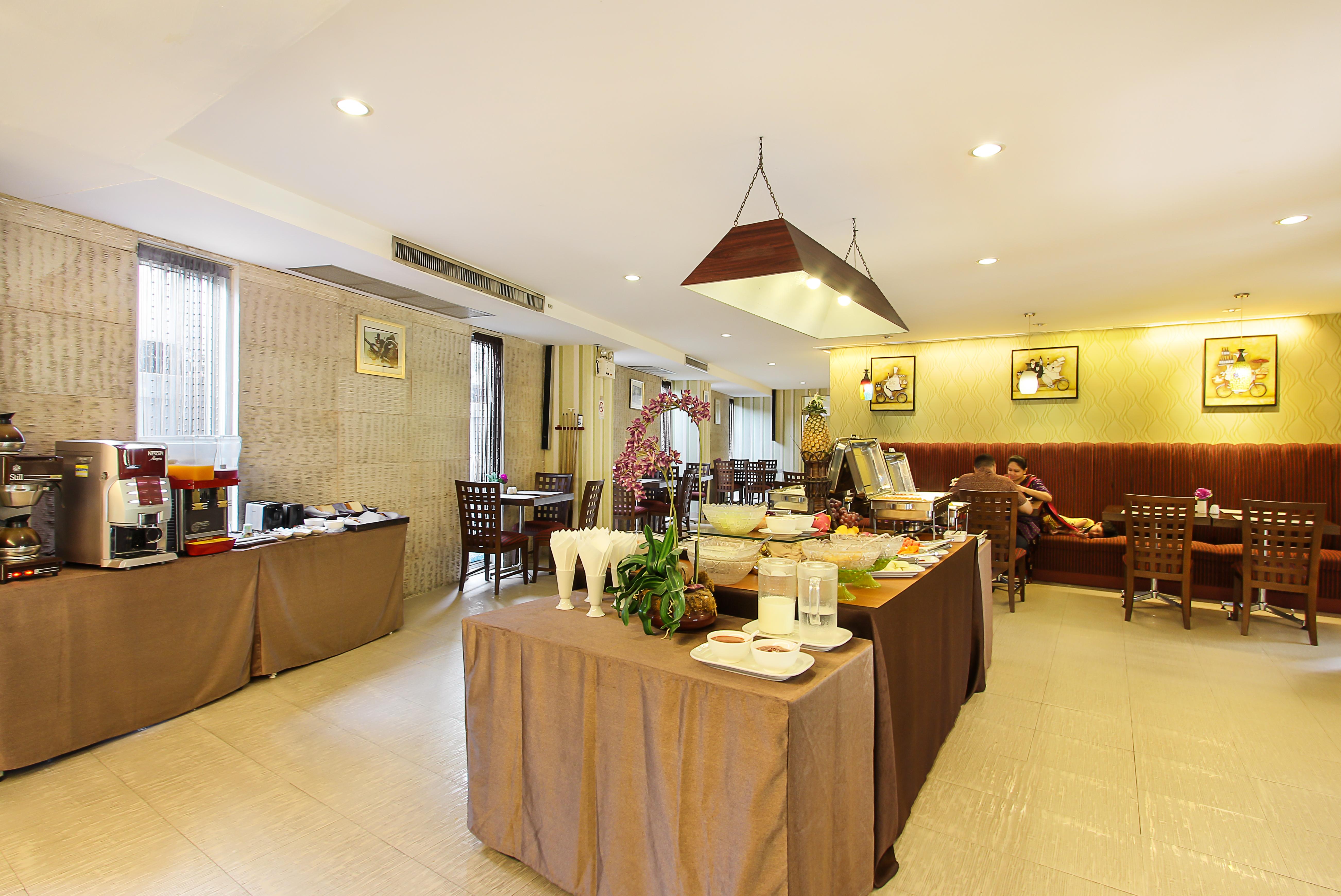 Bally Suite Sukhumvit Bangkok Exteriör bild